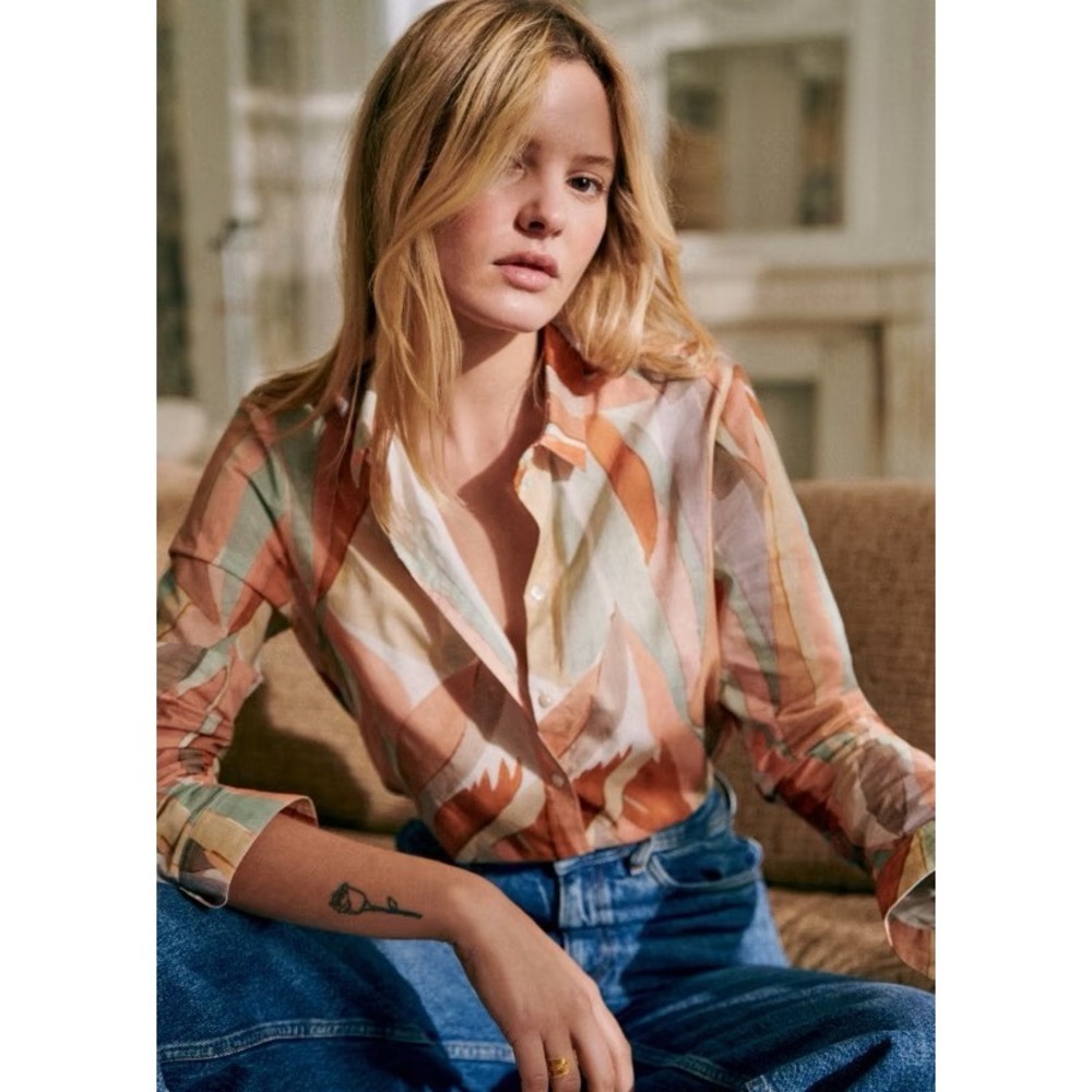 Sezane Pierro Button Down Shirt in Earth Tones Leaf Print | Size 40 / US 8